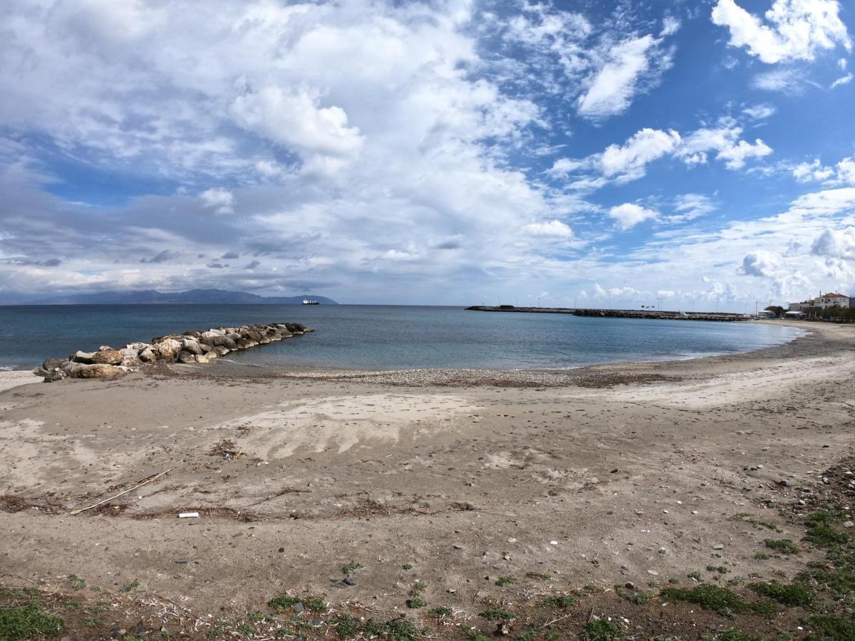 Agias Pelagias Little Beach House Agia Pelagia  エクステリア 写真